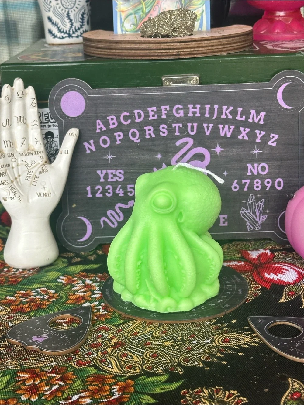 Ocean Familiar Octopus Candle